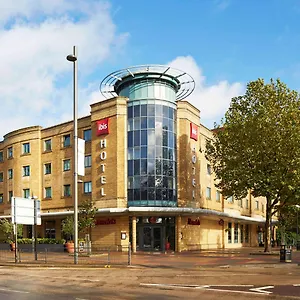 Ibis Stratford 3* Londra