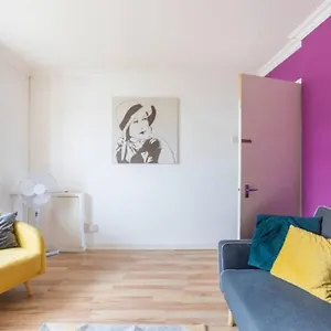 Apartment Cosy 1 Bedroom Flat Near Barking Town Centre