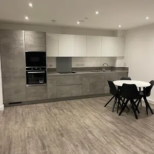 Apartment Luxurious 2 Bedroom