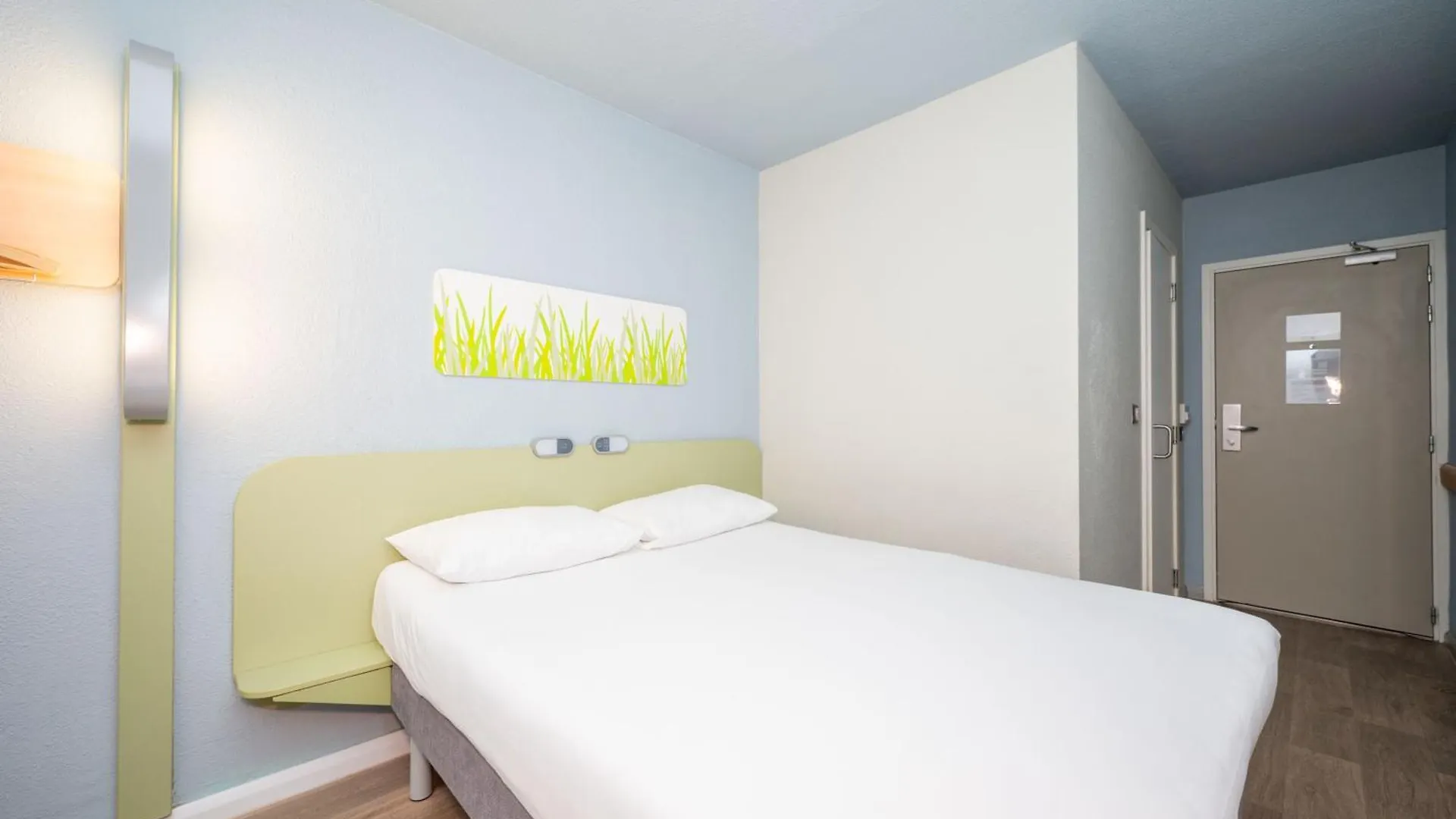 Ibis Budget London Barking Μπάρκινγκ 2*,